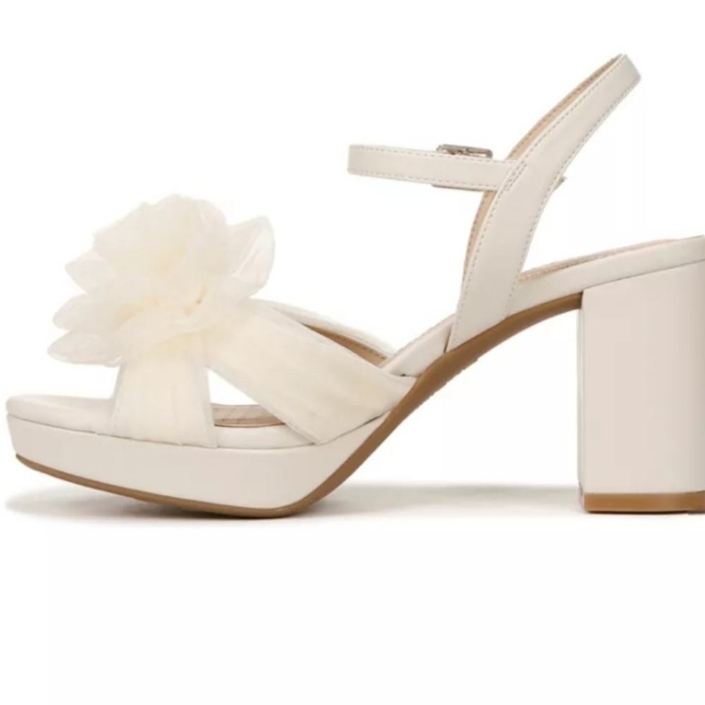 LifeStride Women's Last Dance 3 Heeled Dress Sandals